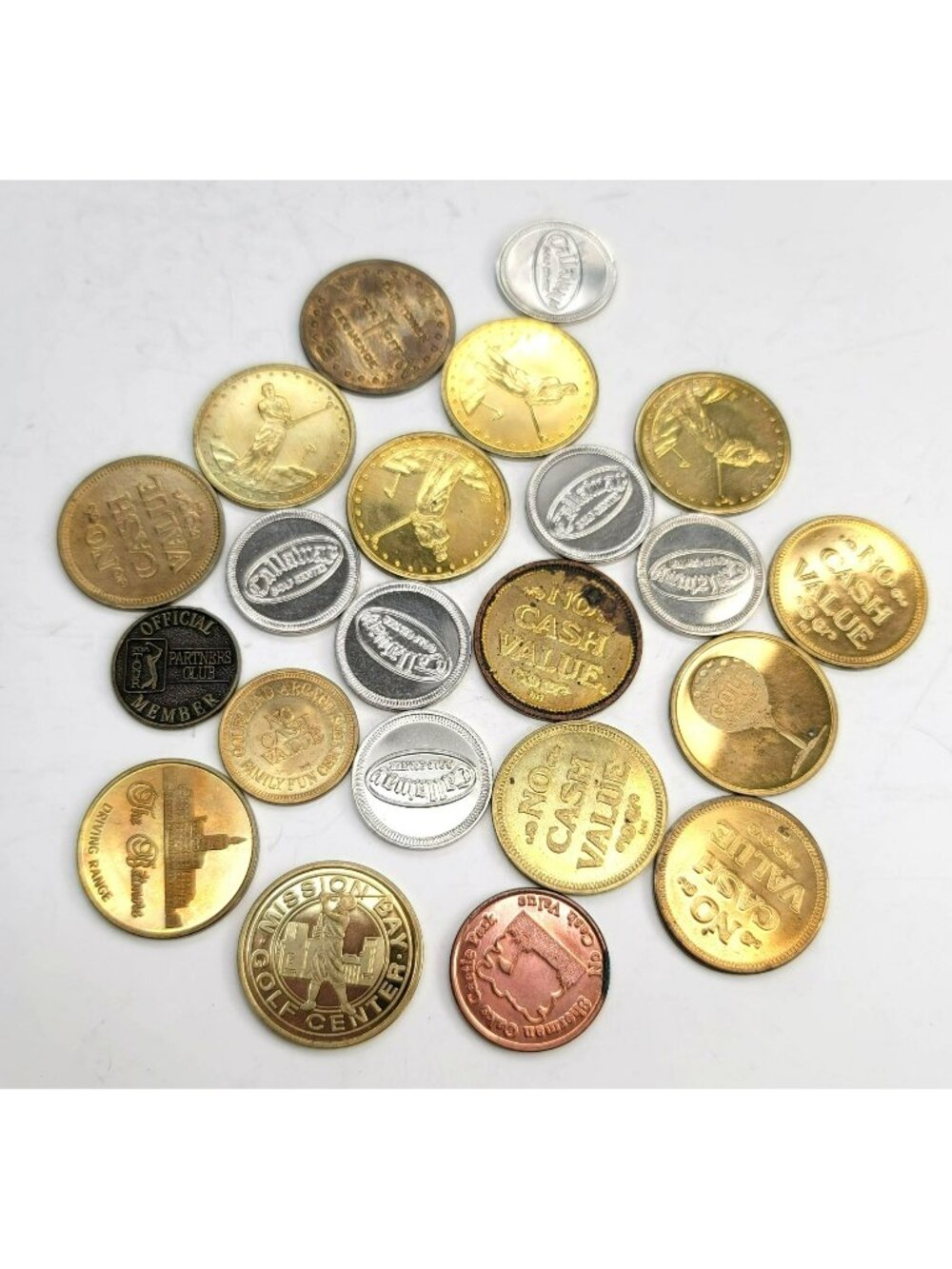 Golf Tokens Vintage Lot Variety of Metal Colors Set of 22 Hoffman Mint SC822